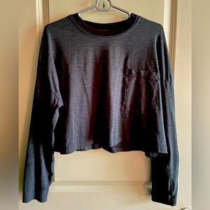 lululemon cropped long sleeve tee